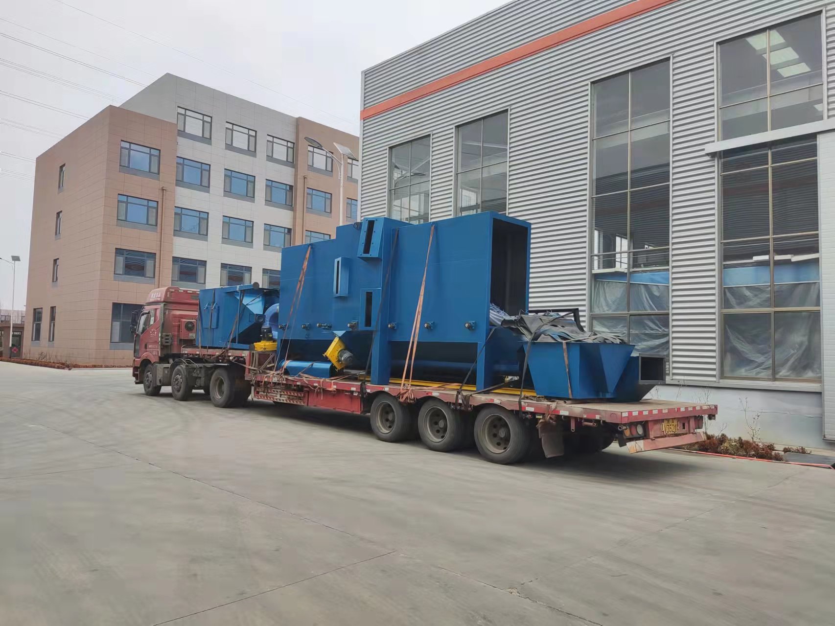 Q6910 roller shot blasting masine stjoerd nei Hebei